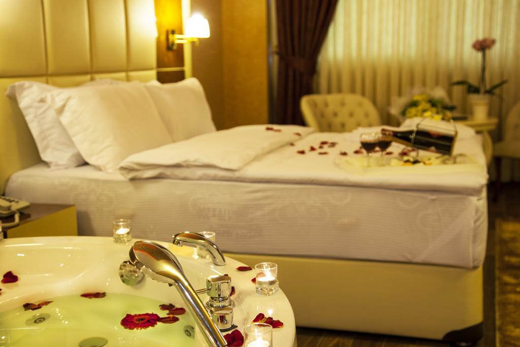 Cukurova Erten Hotel Adana Rum bild