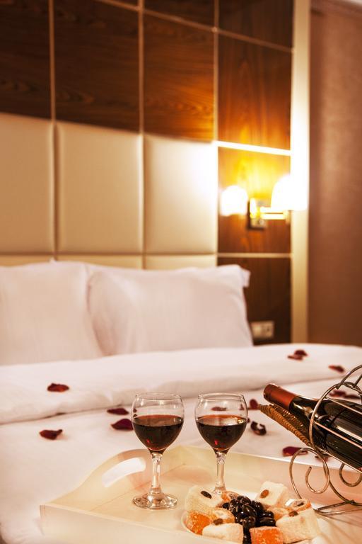 Cukurova Erten Hotel Adana Rum bild