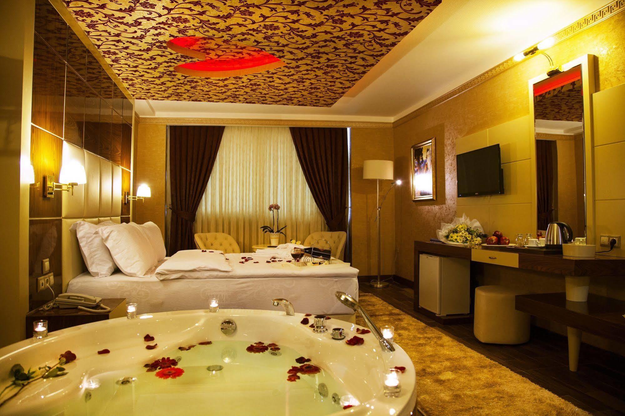 Cukurova Erten Hotel Adana Exteriör bild