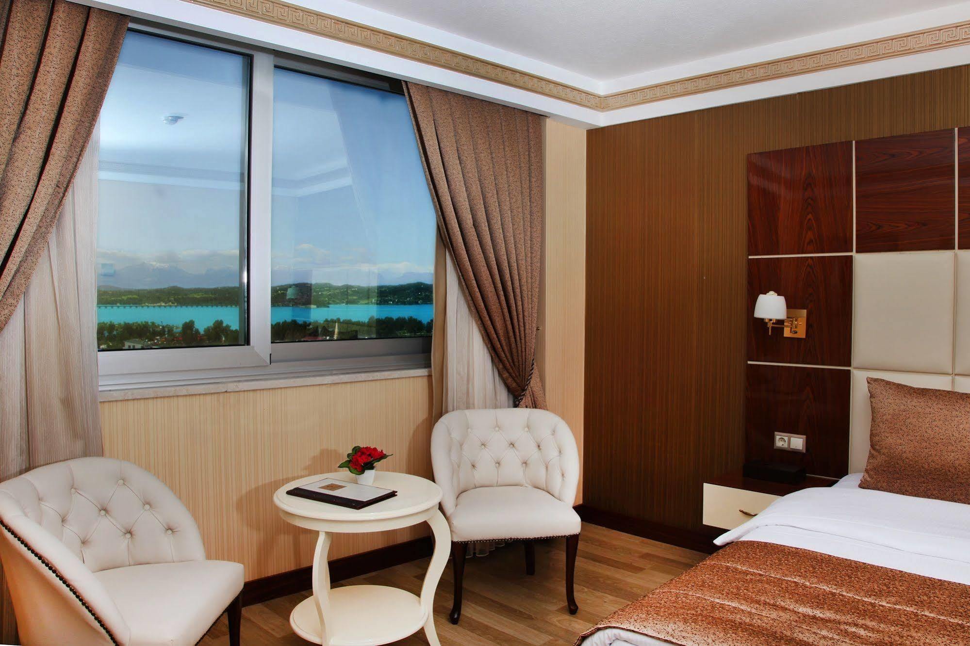 Cukurova Erten Hotel Adana Exteriör bild